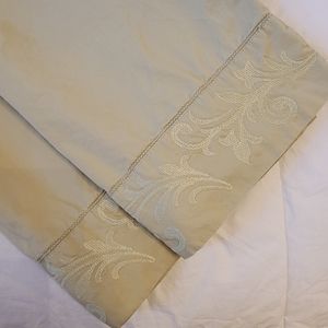 Super Soft Pair of Pillowcases